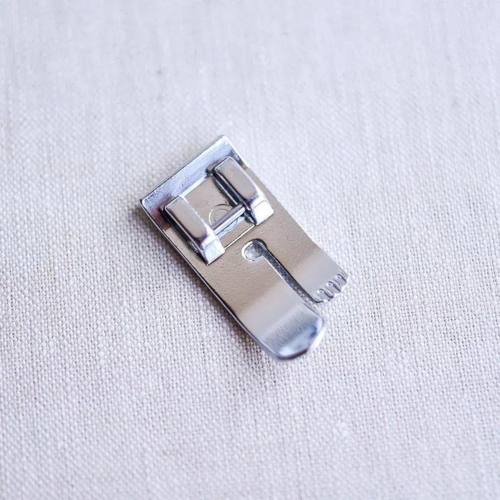 Bernette : Quilting Foot 1/4" : b46/55/56/65/66/80e/82e/90e/ Seville/ Sew & Go