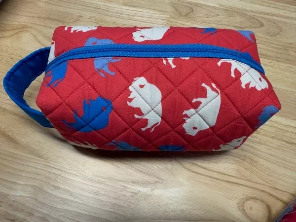 Boxed Zipper Bag Kit - Blue Buffalos