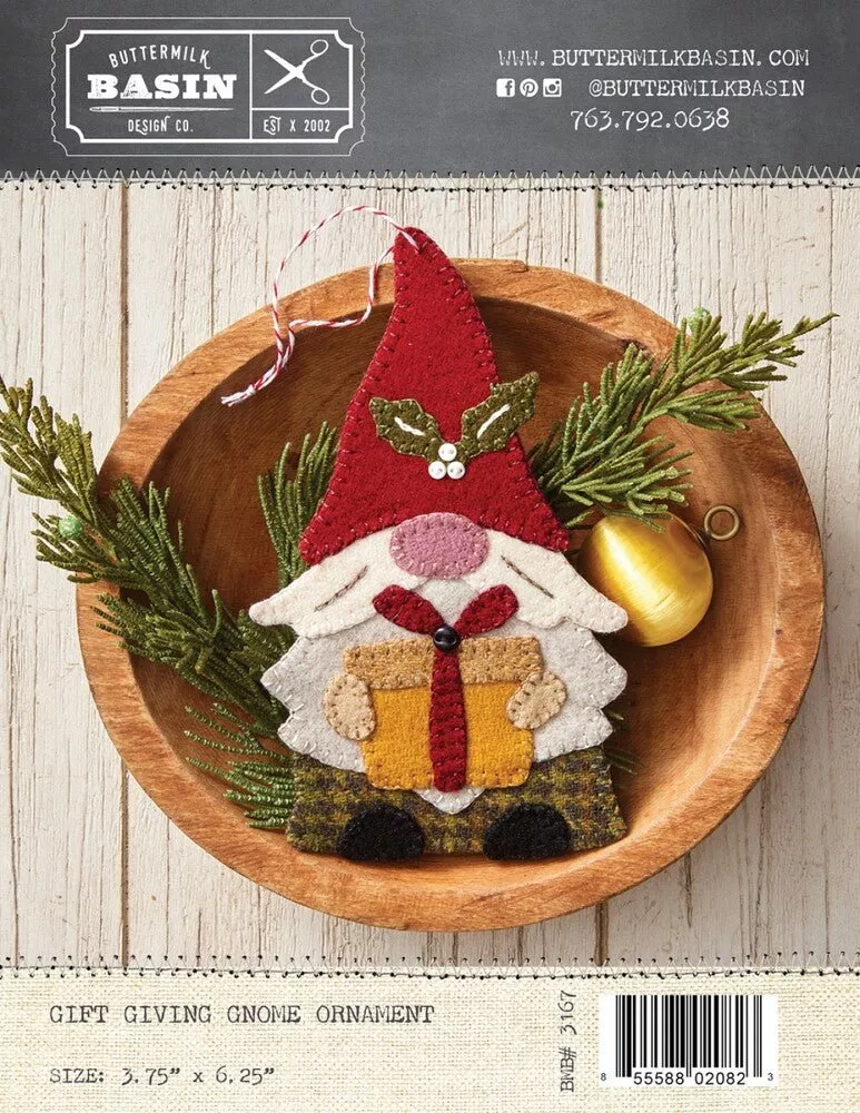 Gnome Gift Giving Ornament Pattern