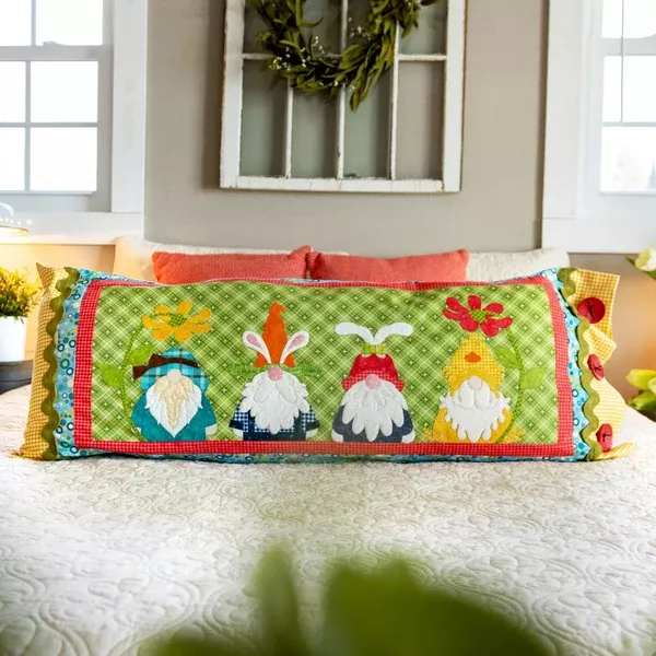 Spring Gnomes Bench Pillow Kit