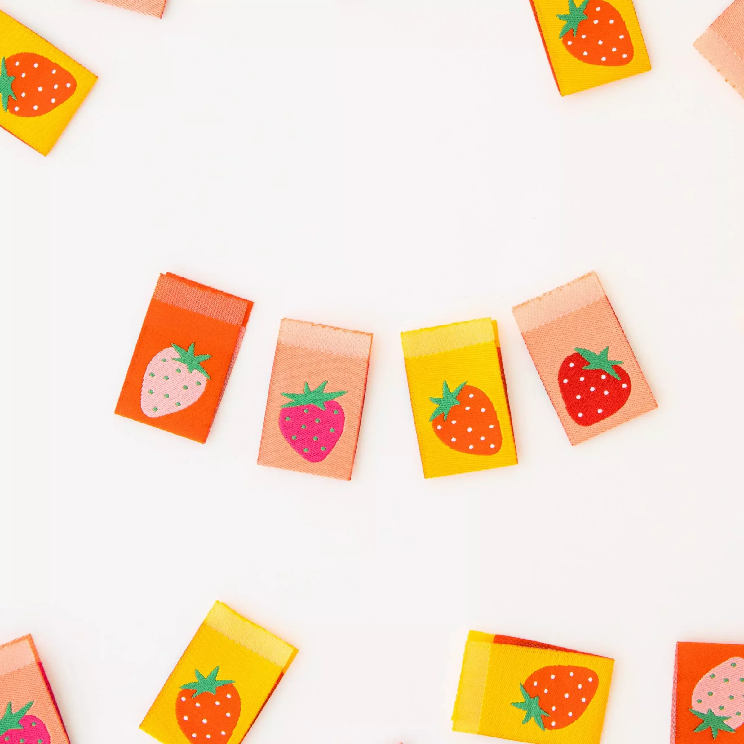 Strawberry Multipack Sew-In Labels